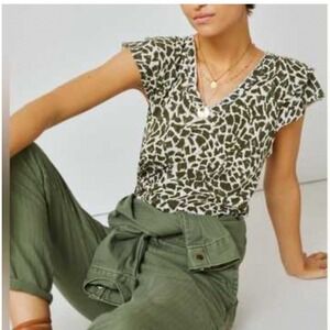 Maeve Anthropologie Abstract Animal Print Catie Flutter Olive Green Top XS EUC